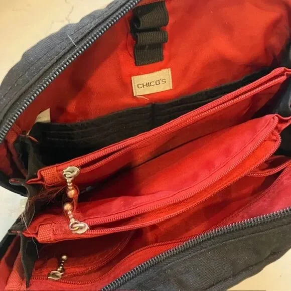 Chicos Baggillini Crossbody Bag Purse BLACK Nylon Travel Zip Pockets Card Slots - Picture 6 of 11